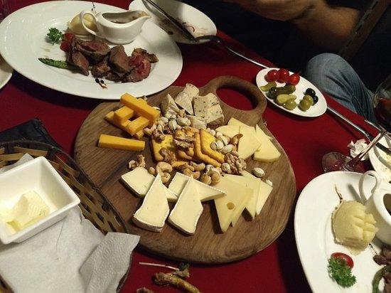 Cigar & Wine Lounge 1973